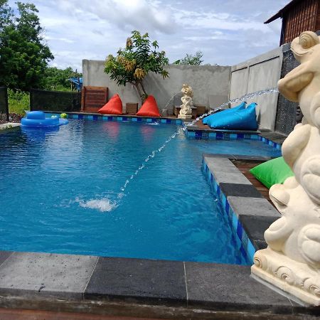 Devadav Hostel Lembongan Exterior photo