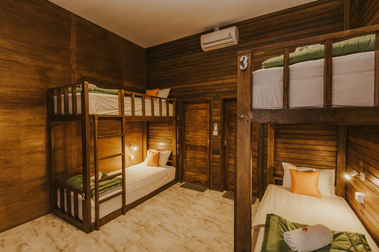 Devadav Hostel Lembongan Exterior photo